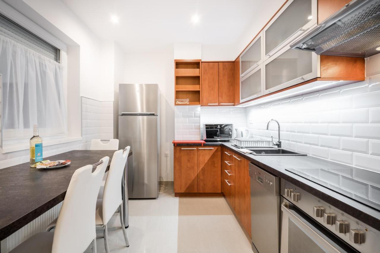 Bpr Garay Suite With Rooftop Terrace & A/C Budapest Bagian luar foto